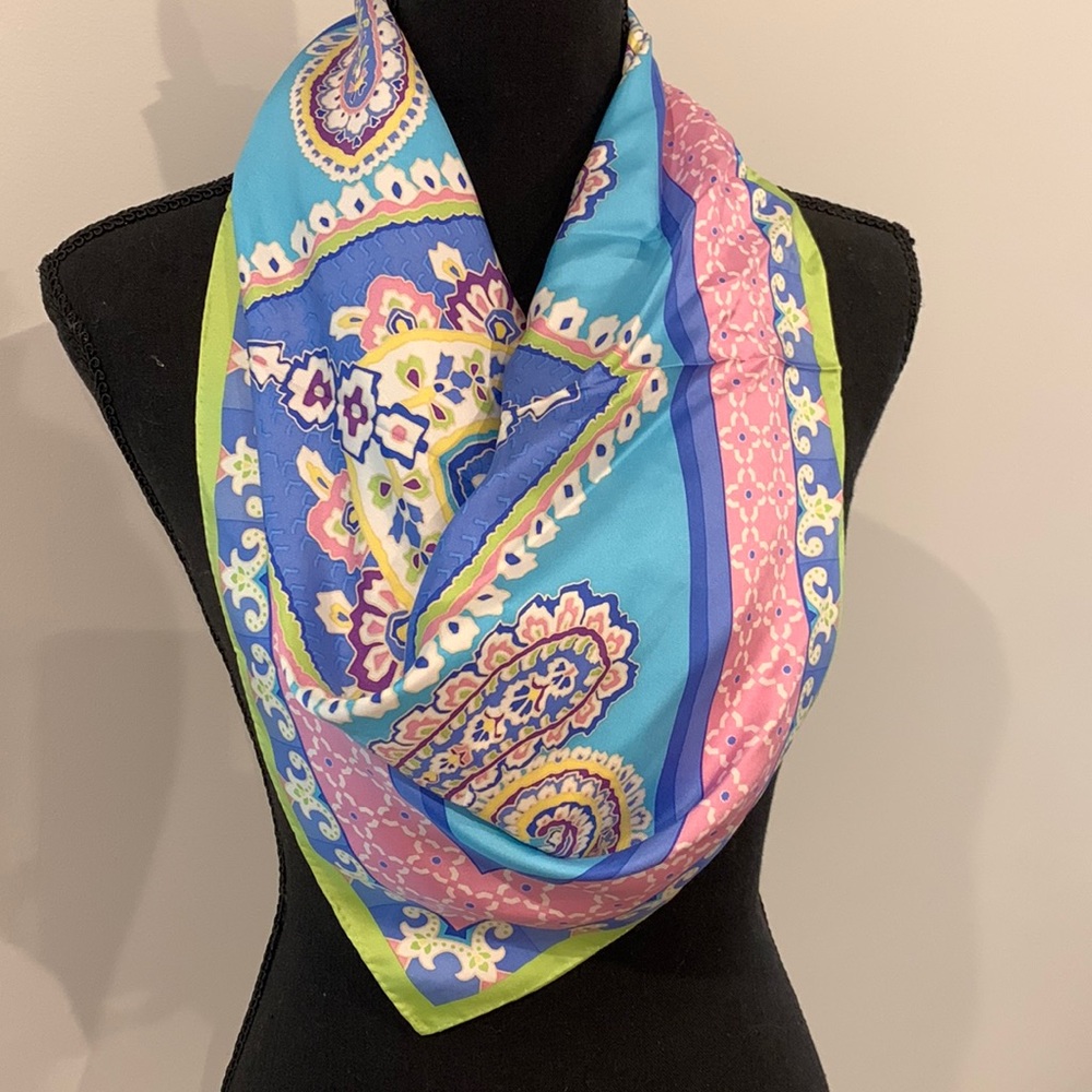 NWOT Vera Bradley Scarf